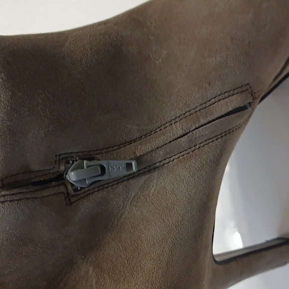 Paul Green NEW  Suave Gray Suede Boot Size UK 6/ US 8.5 - Picture 11 of 16